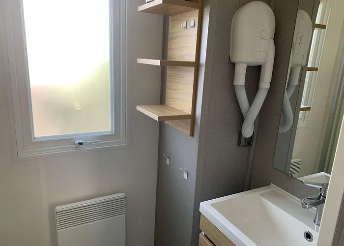 Le Parc Des Roselieres 40 Hilaire De Riez Saint-Hilaire-de-Riez